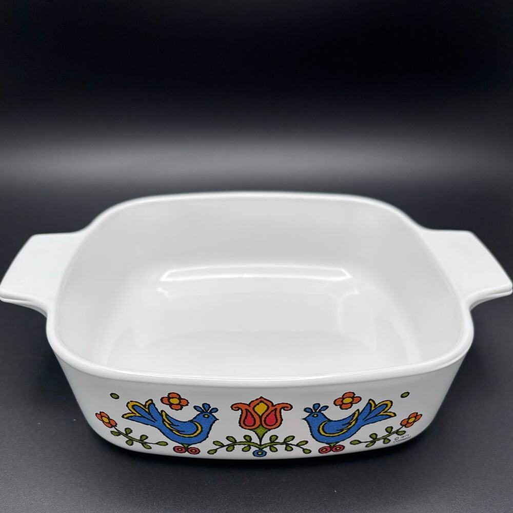 VINTAGE 1975 CORNING WARE CASSEROLE DISH 1 QUART FRIENDSHIP COUNTRY FESTIVAL